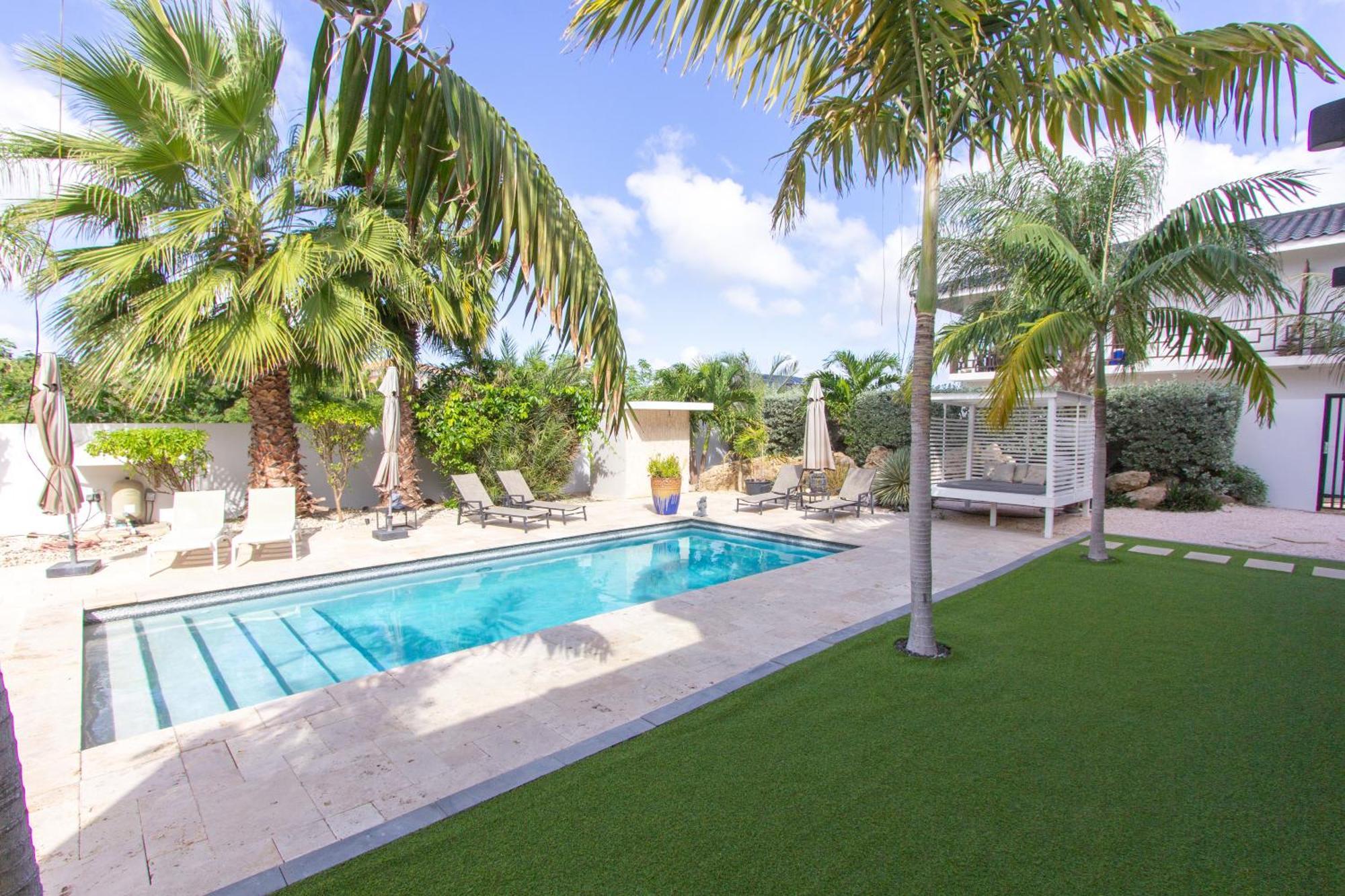 Goudhaen Luxury Private Apartments Jan Thiel Beach Exterior foto